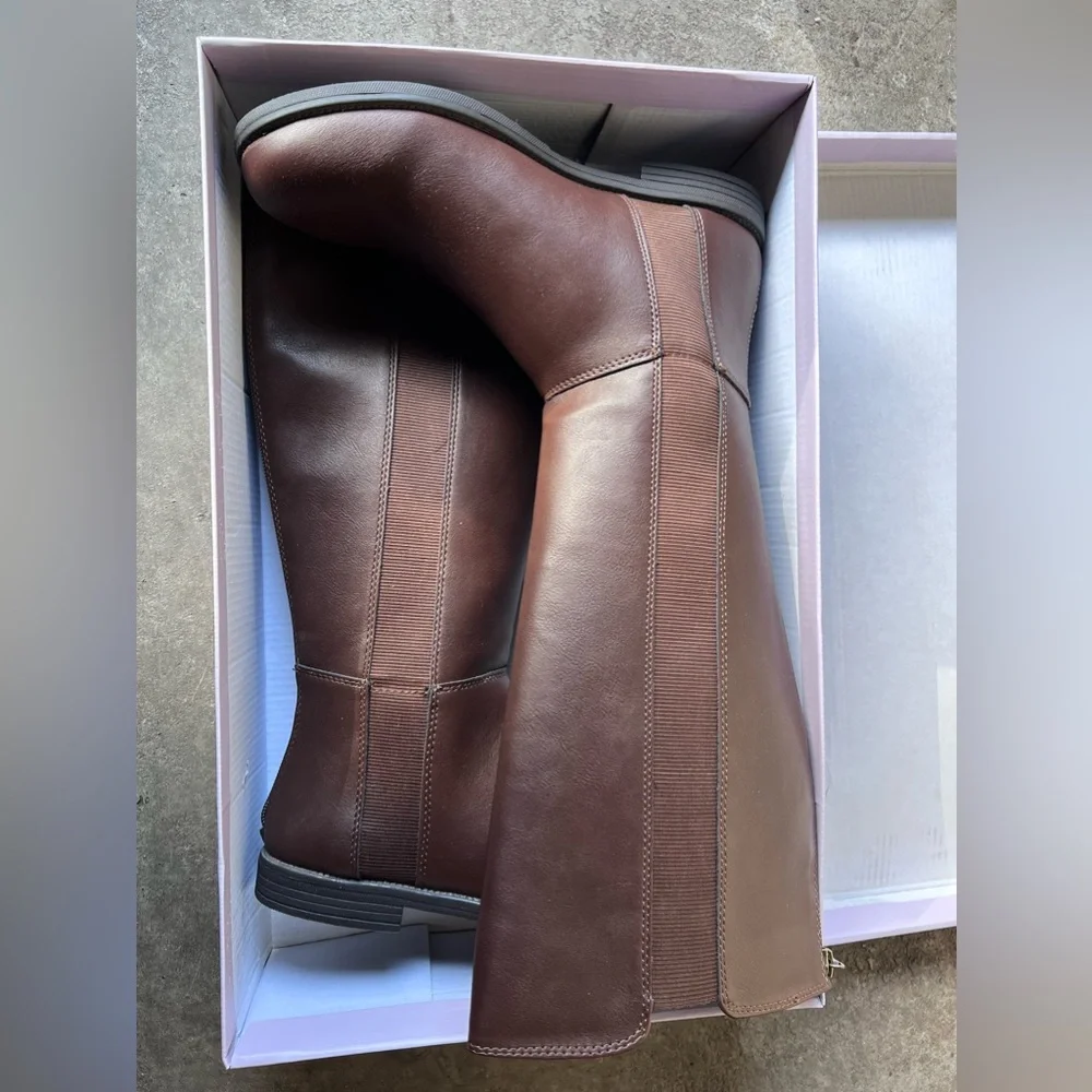 MADDEN Girl Size 5 Jezell' BROWN‎ Knee-High Flat Zip BOOTS